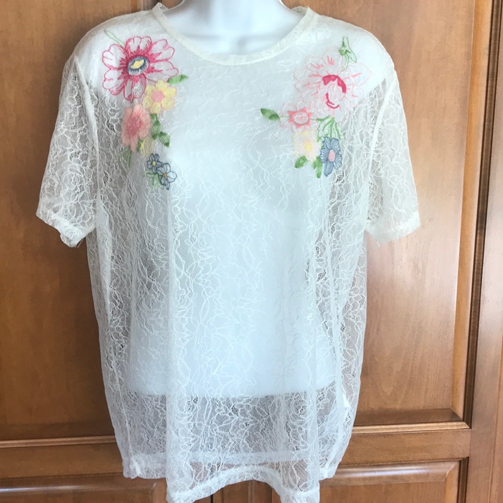 ZARA SHEER LACE TOP WITH EMBROIDERED FLOWERS SIZE M NEW WITH TAG
